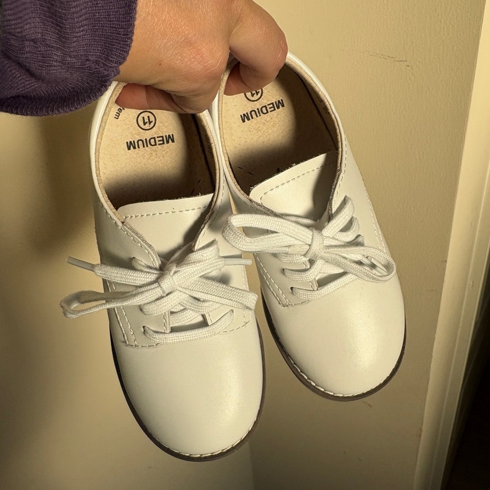 FootMates Willy White Leather Oxford shoes